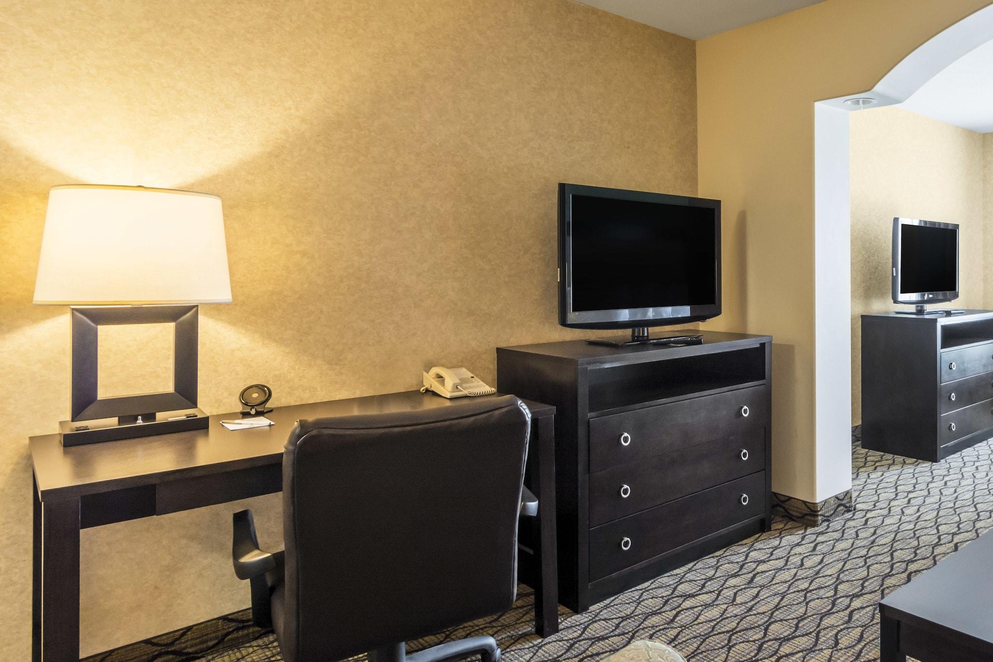 Clarion & Conference Centre Hotel Sherwood Park