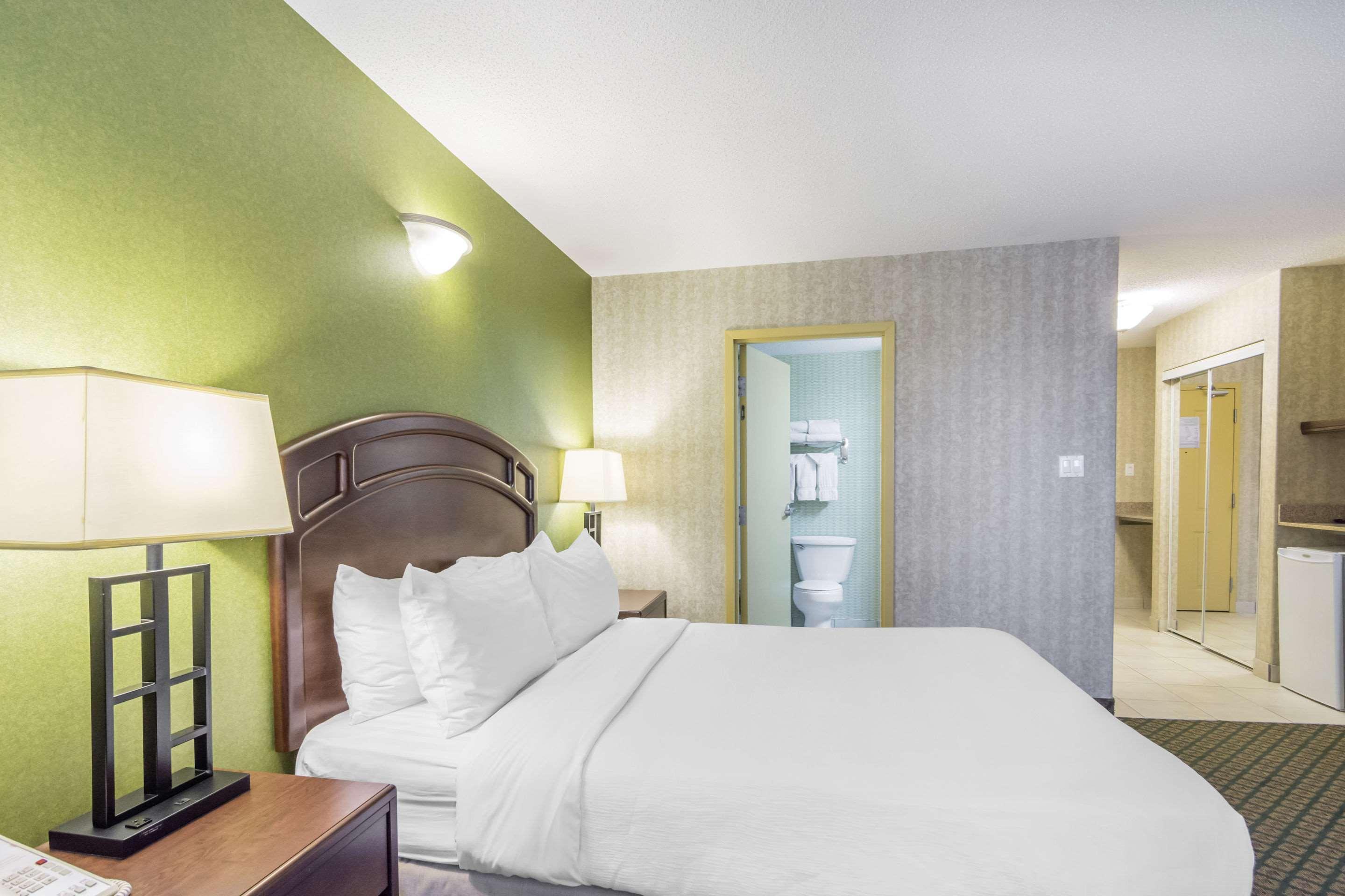 Clarion & Conference Centre Hotel