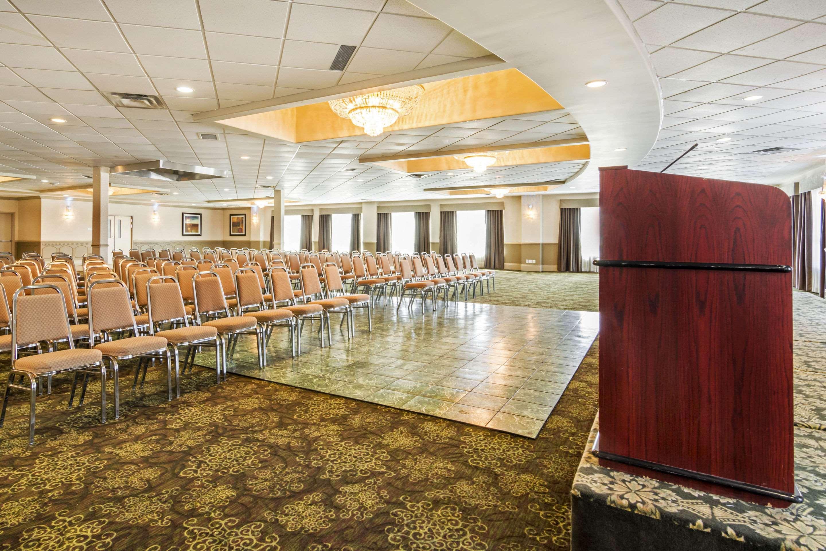 Clarion & Conference Centre Sherwood Park