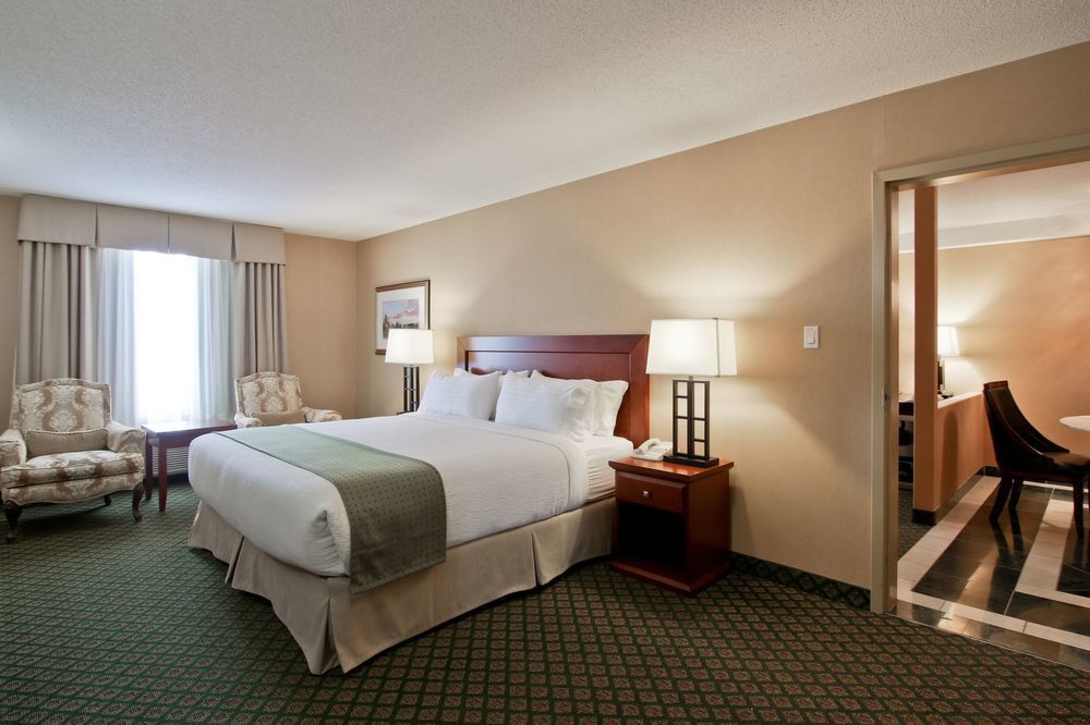 Clarion & Conference Centre 3*