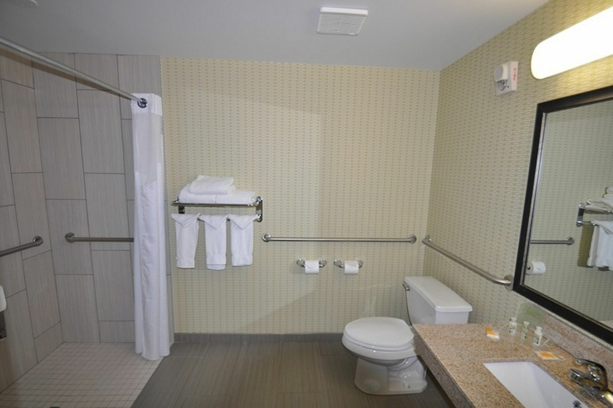 Clarion & Conference Centre 3*